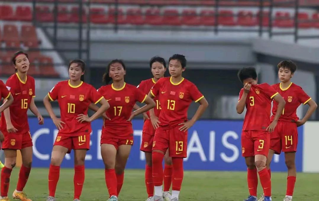 女足国家队备战国际比赛，争夺荣誉