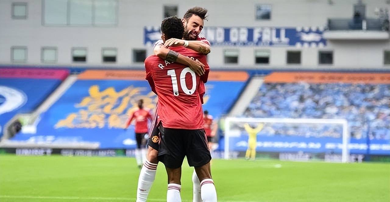 足坛新星秀技：拉什福德传接连发导曼联重回巅峰
